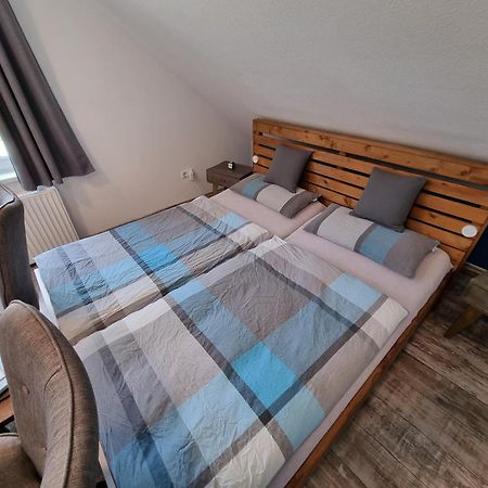 Fewo Floti Ferienwohnung Augustfehn Apen Exterior foto